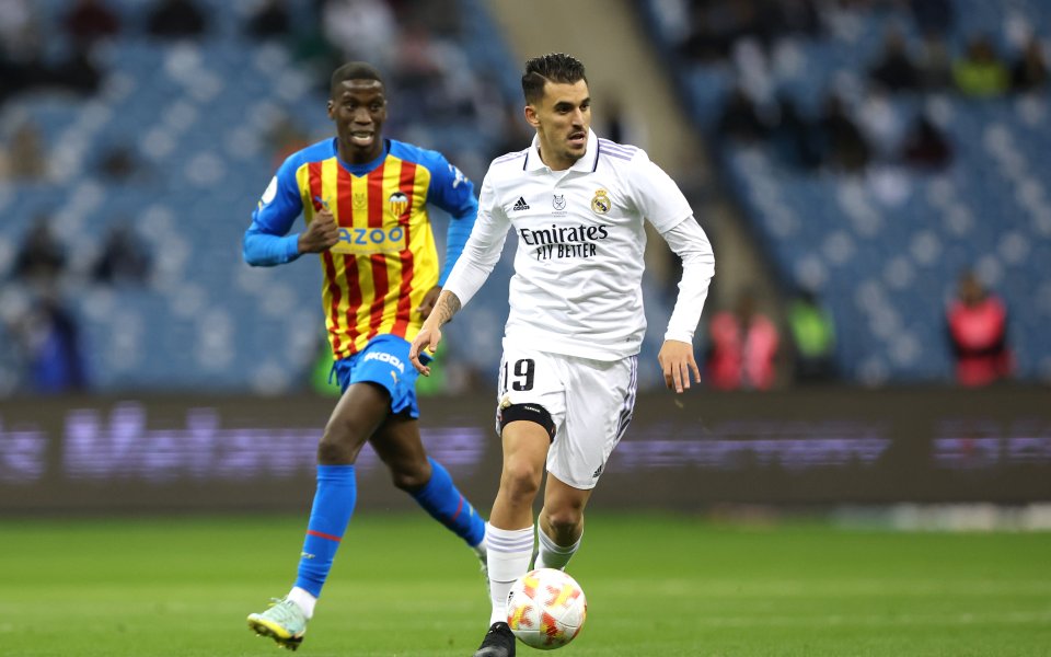 Реал Мадрид има желание да задържи полузащитника Дани Себайос, според