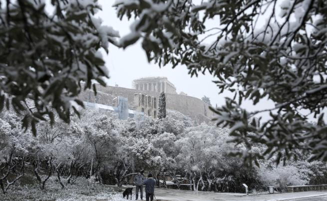 Хаос в Атина: Снежната буря 