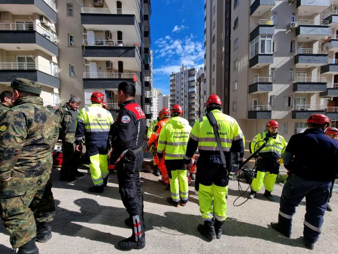 Турция доброволци България спасители