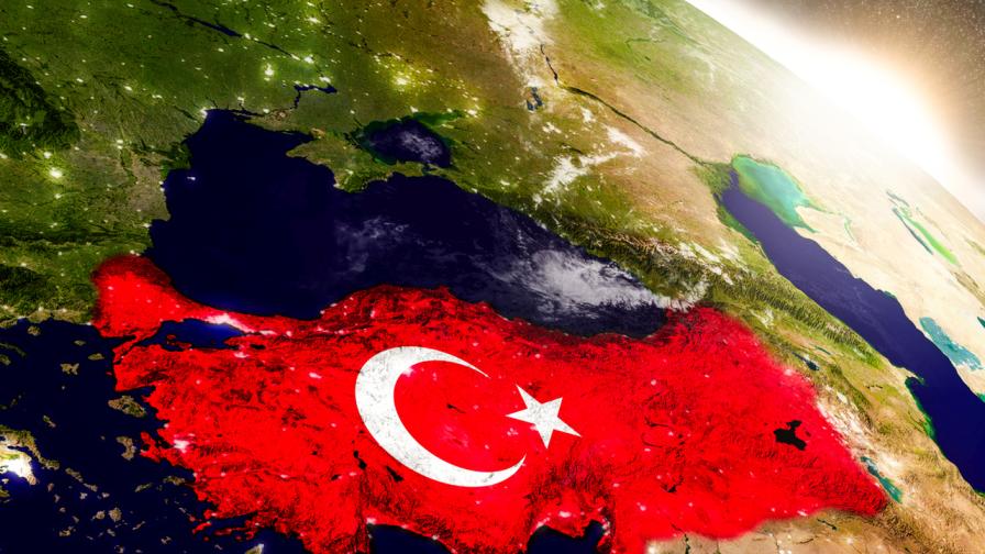 Космонавт засне град Адана от Космоса след земетресението (СНИМКИ)