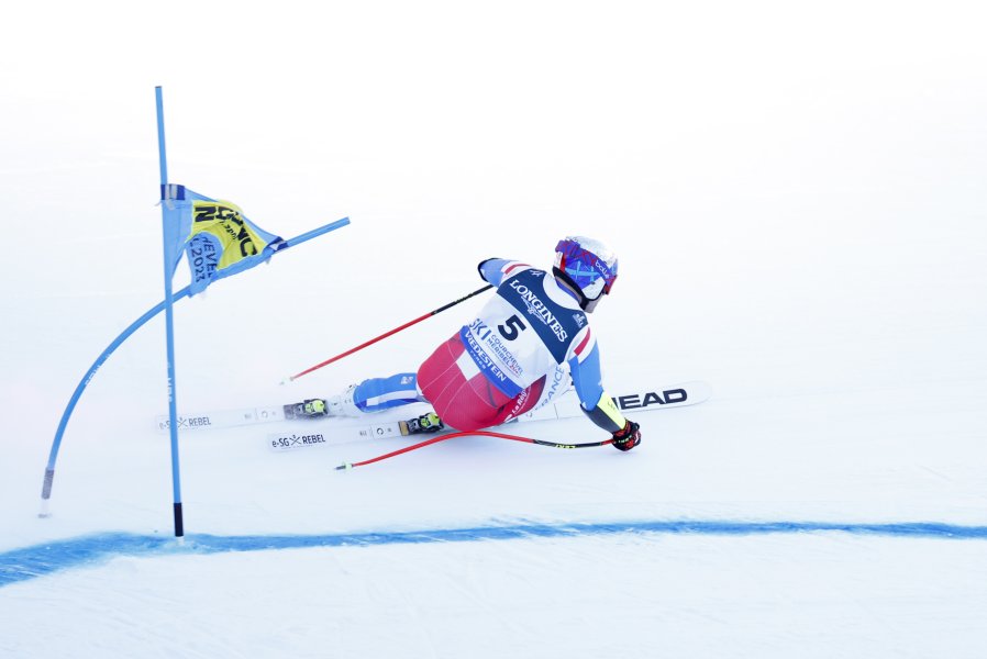 Алекси Пентюро спечели световната титла в алпийската комбинация1