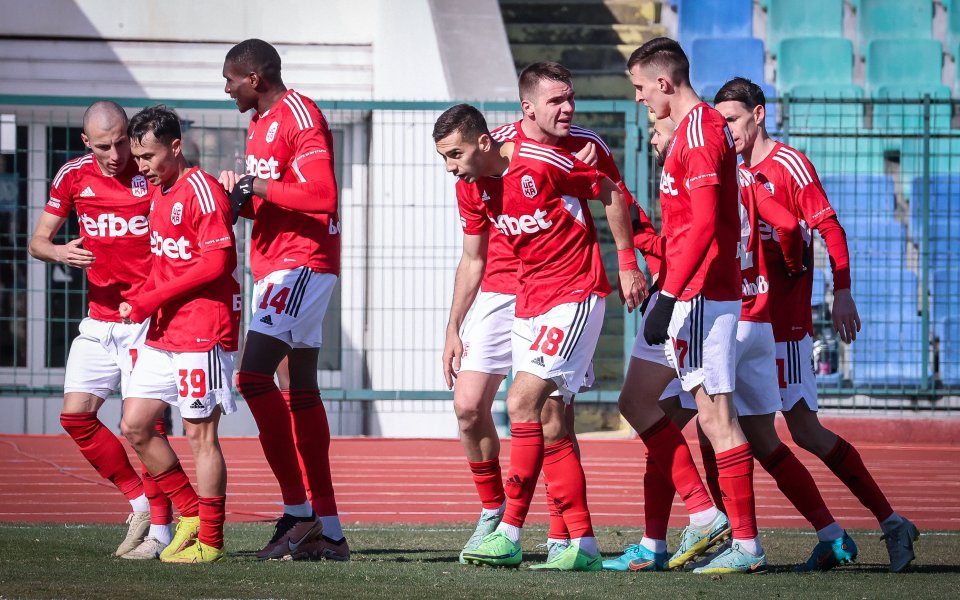 ЦСКА 1948 надви с 2:0 Хебър и рестартира с победа