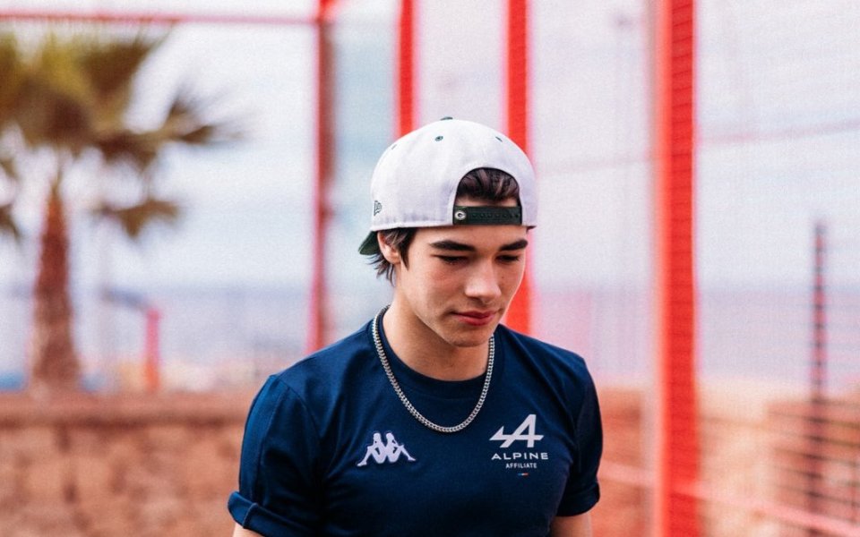 Българският пилот във Формула 3 Никола Цолов даде 13-о време