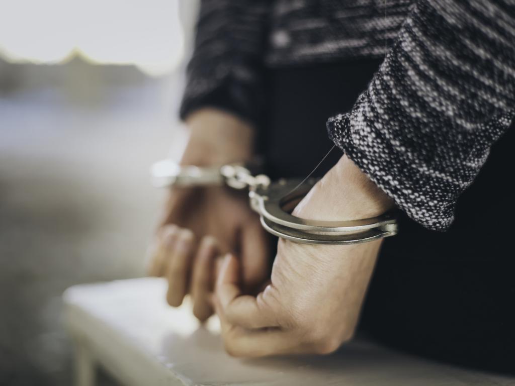 Полицията установи и задържа 33 годишен българин обявен за международно издирване