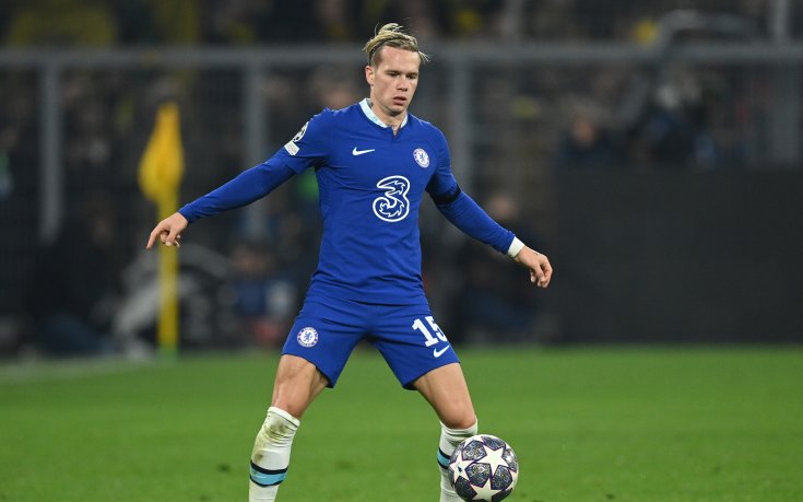 Кулибали: Мудрик и Феликс правят магия на терена