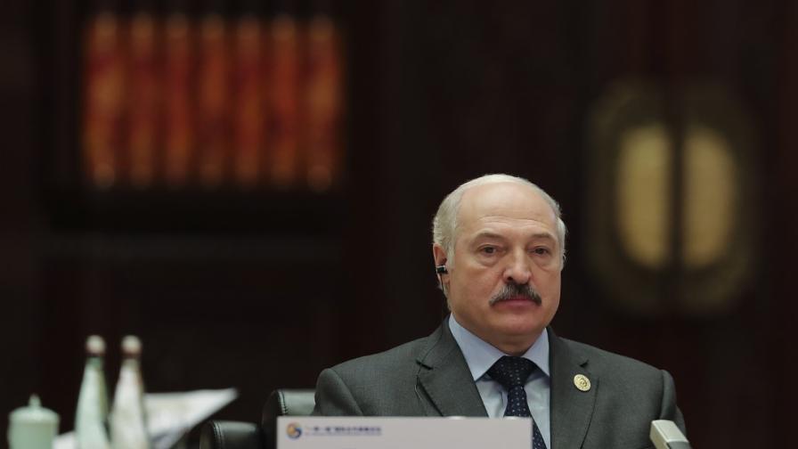 Лукашенко предупреди: Задава се Трета световна война с ядрен огън