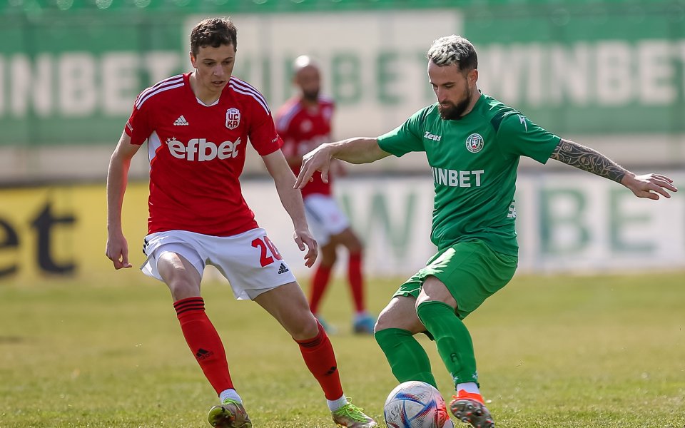 Ботев Враца и ЦСКА 1948 играят при 1:0 в първия неделен