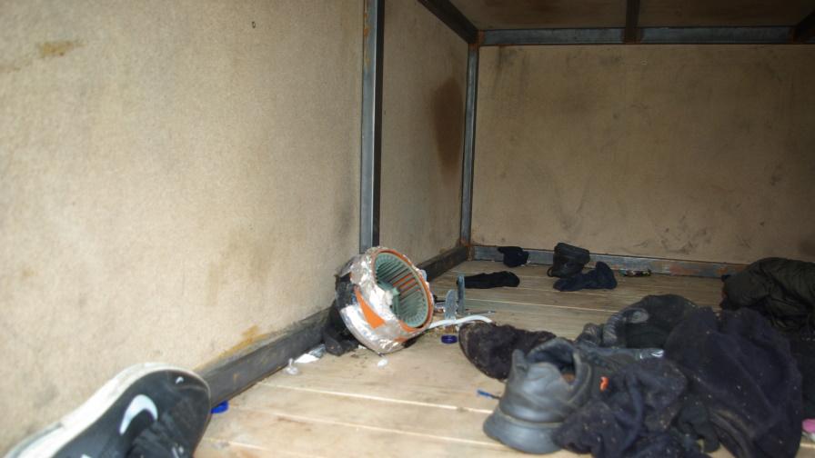 Изписаха от ВМА мигрантите, открити в камион в Локорско