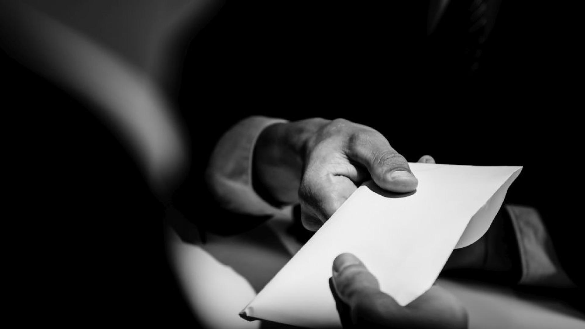 Предложен подкуп от 300 000 лв за подписване на протокол