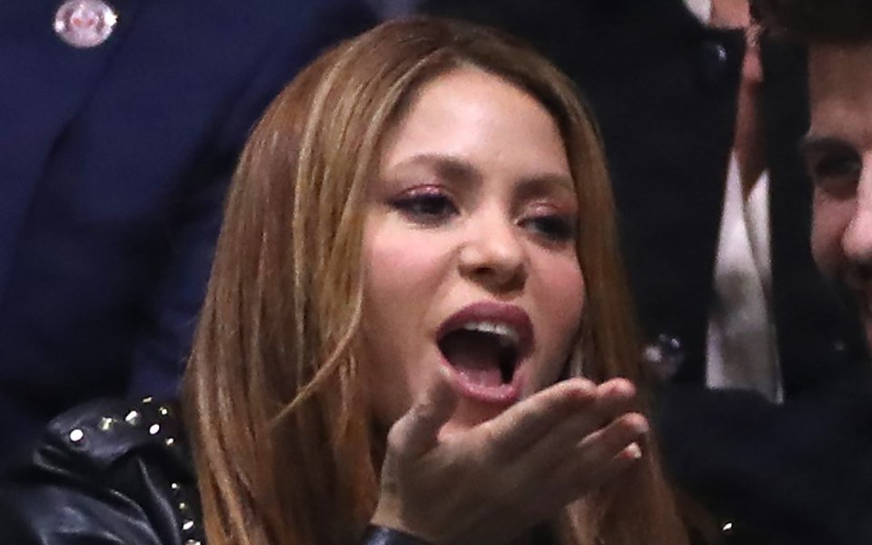 Бившият испански национал Жерар Пике и новата му любов Клара