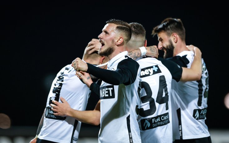 Локомотив Пловдив взе глътка въздух с успех в 