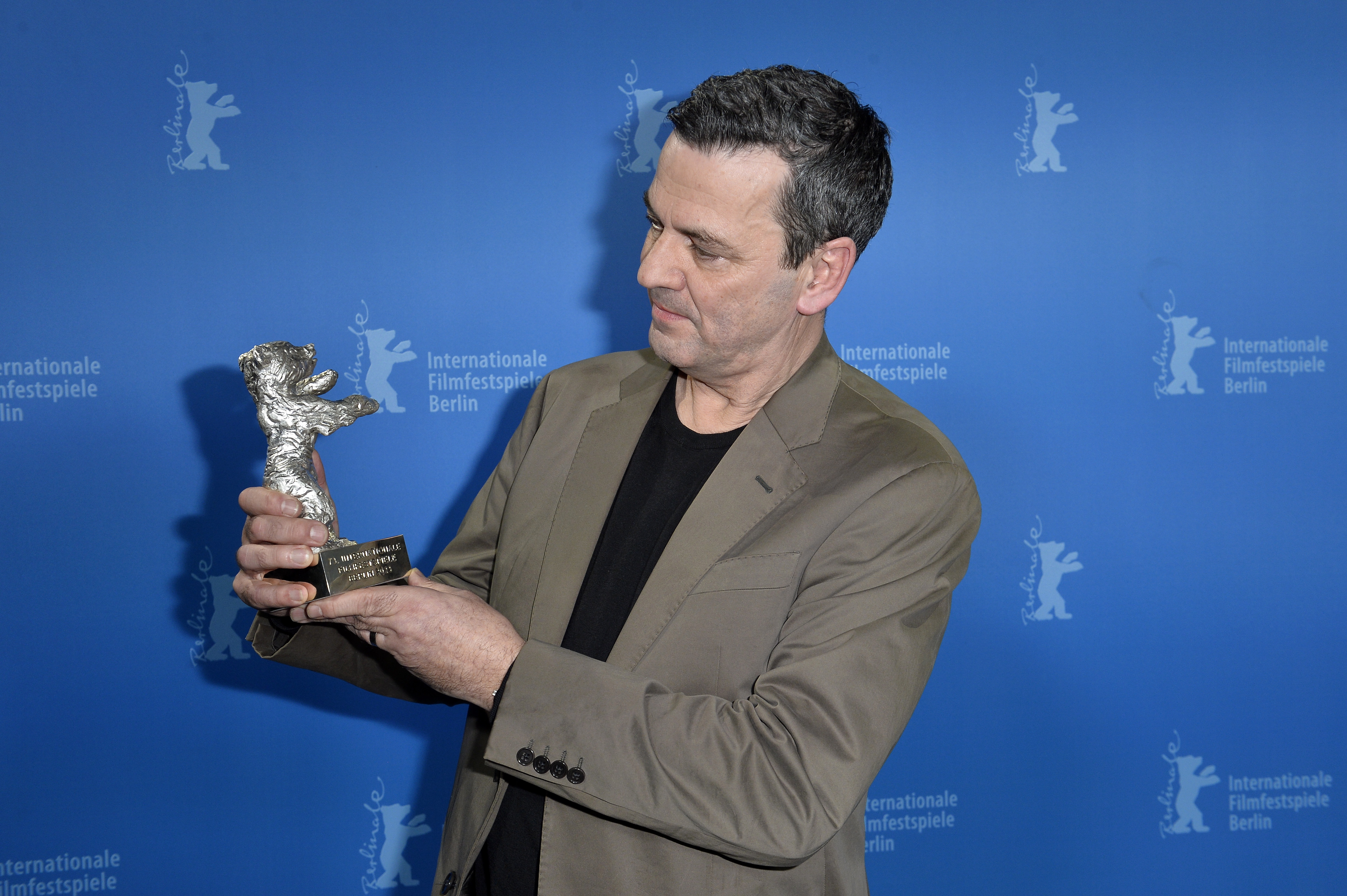 <p>Голямата награда на журито получи драмата &quot;Червено небе&quot; на режисьора от Германия Кристиан Пецолд</p>