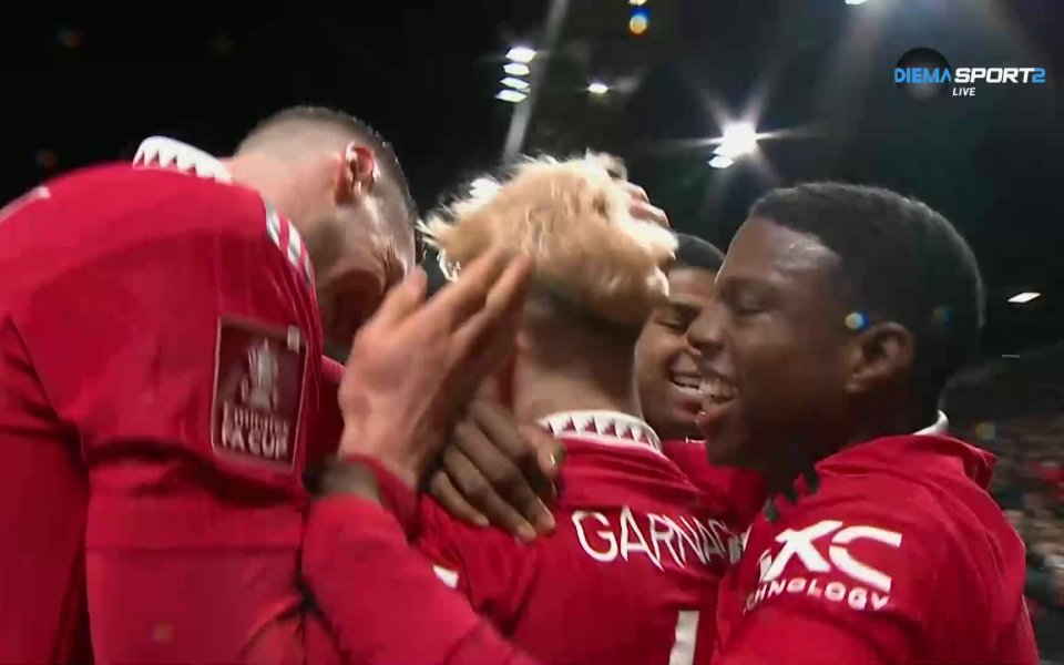 Алехандро Гарначо изведе червените дяволи напред в резултата в 90-ата