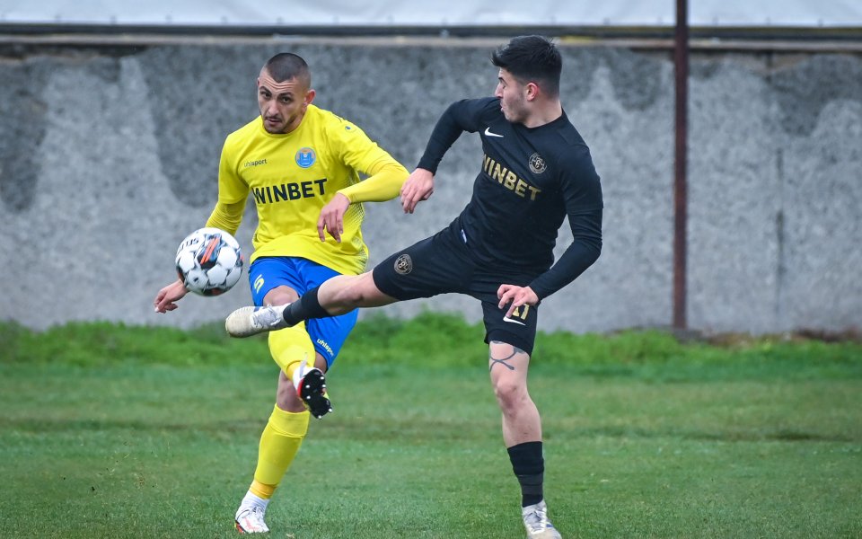 Крум Стоянов и Христо Митев се завръщат в състава на