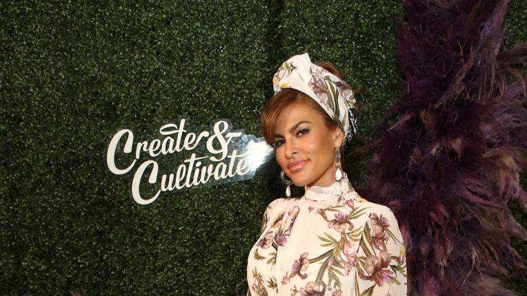  Очарователният жанр на Ева Мендес 