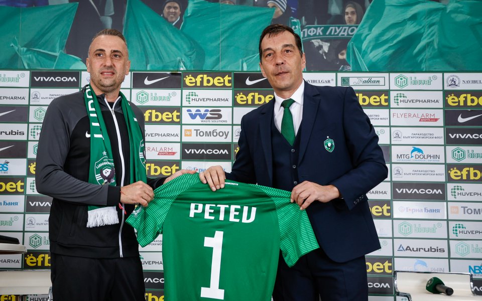 Изпълнителният директор на Лудогорец – Ангел Петричев, сподели, че смяната