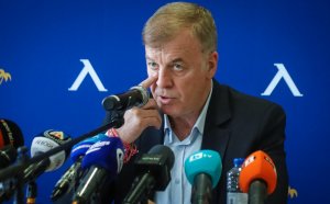 Обявиха как Наско Сираков ще спасява Левски