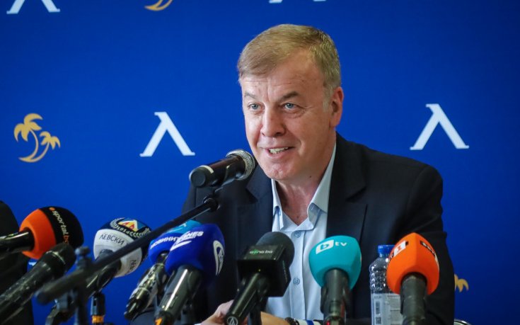 Наско Сираков с обръщение към Лили Иванова