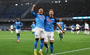Лидерът в Серия А  Наполи записа успех с 2 0 над гостуващия Аталанта в най вълнуващия мач