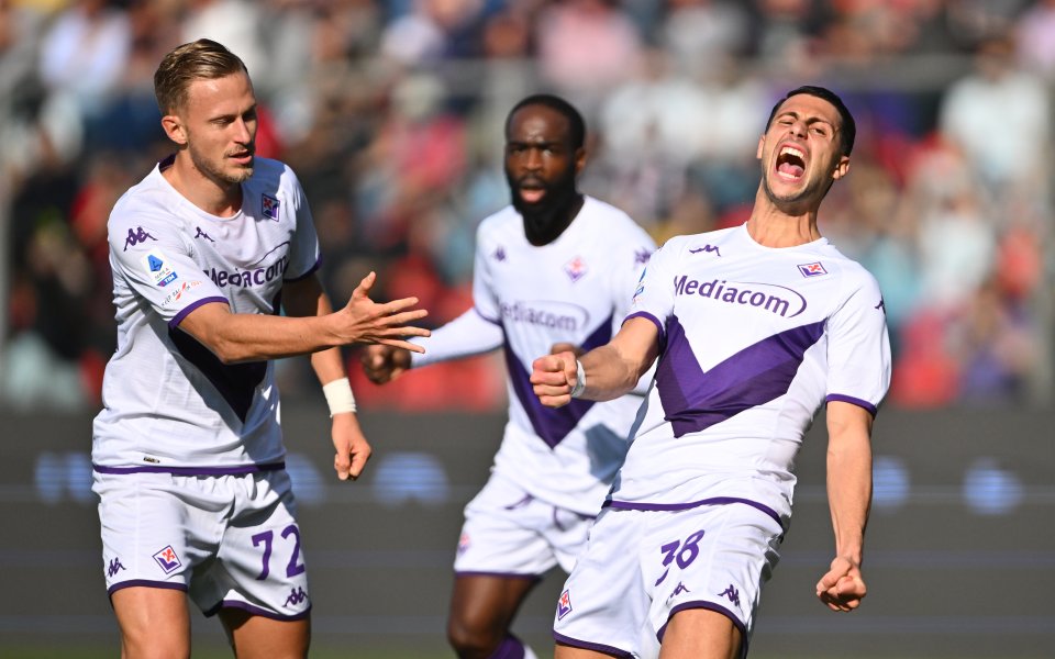 Фиорентина победи Кремонезе с 2:0 в мач от 26-ия кръг на