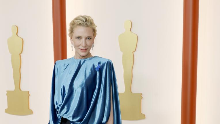  Любимите ни визии от тазгодишните награди „ Оскар “ 