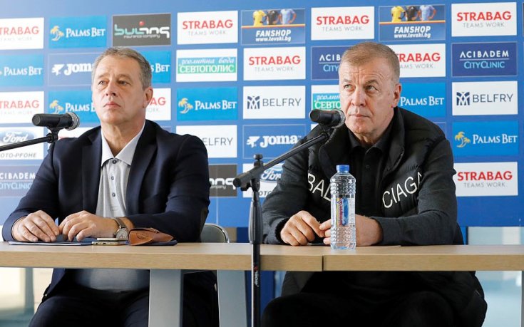 Кой какво дели в Левски?