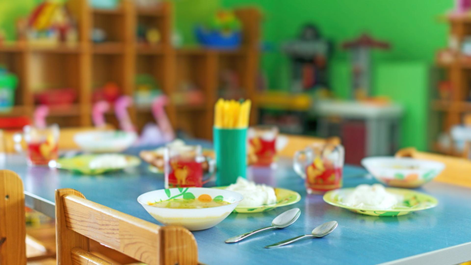 Съмнение за хранително отравяне в детска градина в Пловдив Сигналът