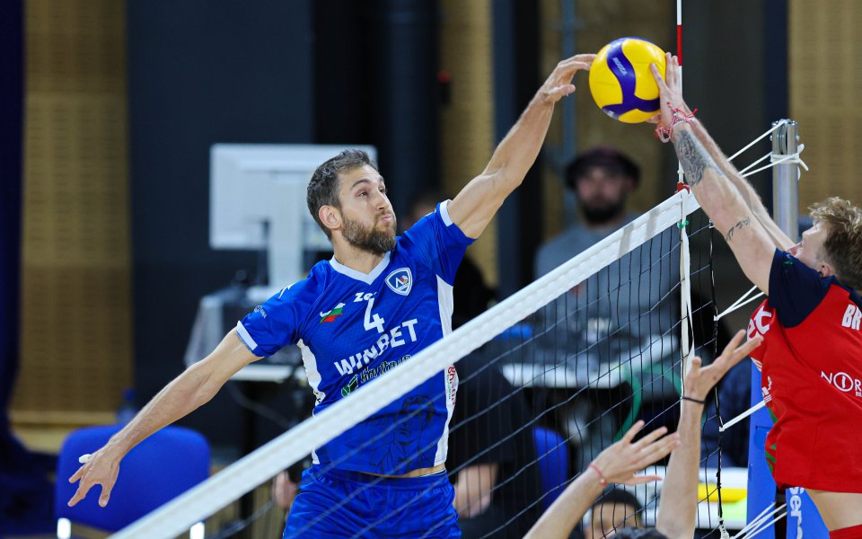 Левски (София) постигна категорична победа над Черно море (Варна) с