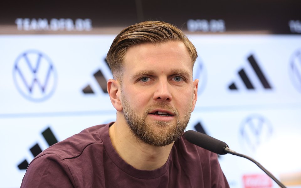 В лагера на Германия работят усилено за интеграцията на дебютантите