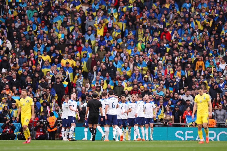 Англия vs Украйна1