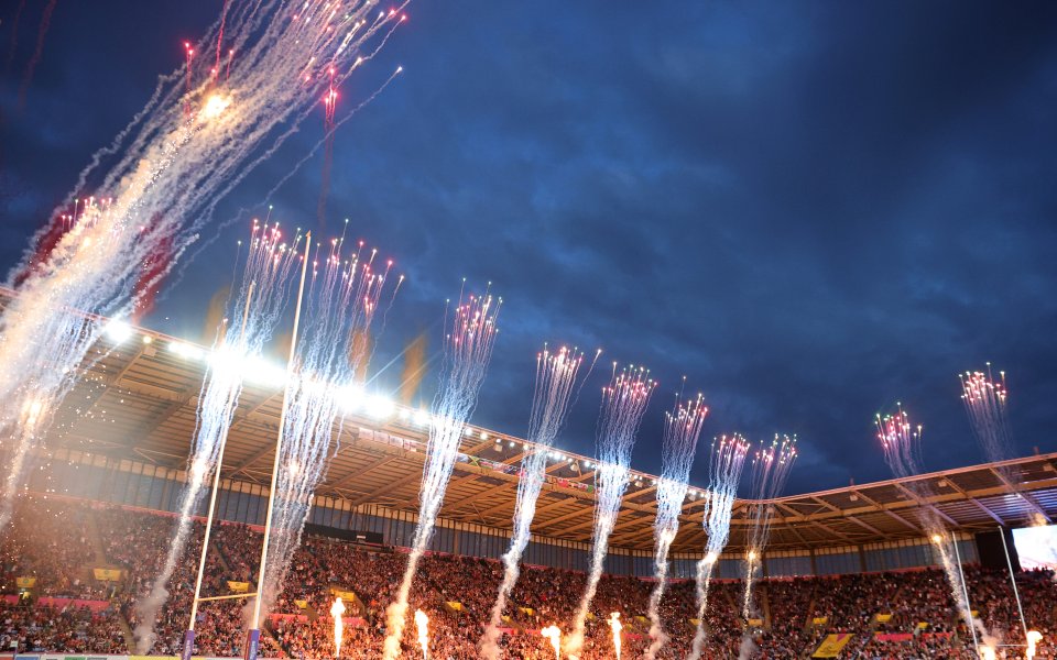 Френската Лига 1 ще позволи използването на пиротехника по време