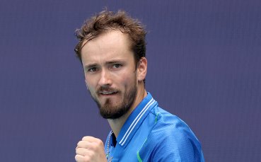 Даниил Медведев се класира за полуфиналите на турнира по тенис