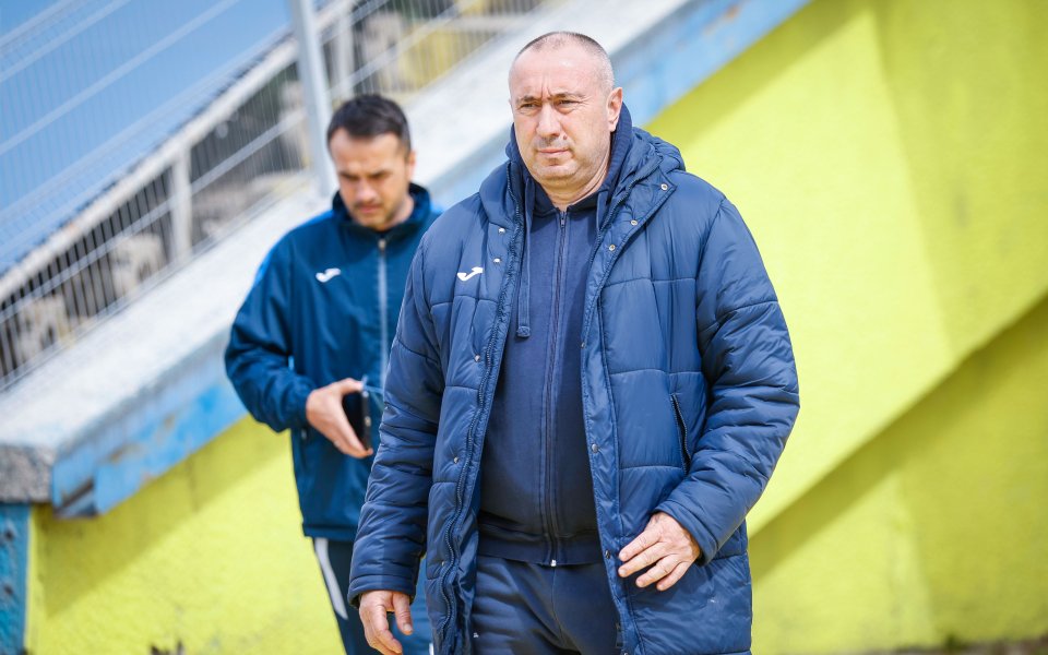 Старши треньорът на Левски - Станимир Стоилов, критикува сериозно играчите