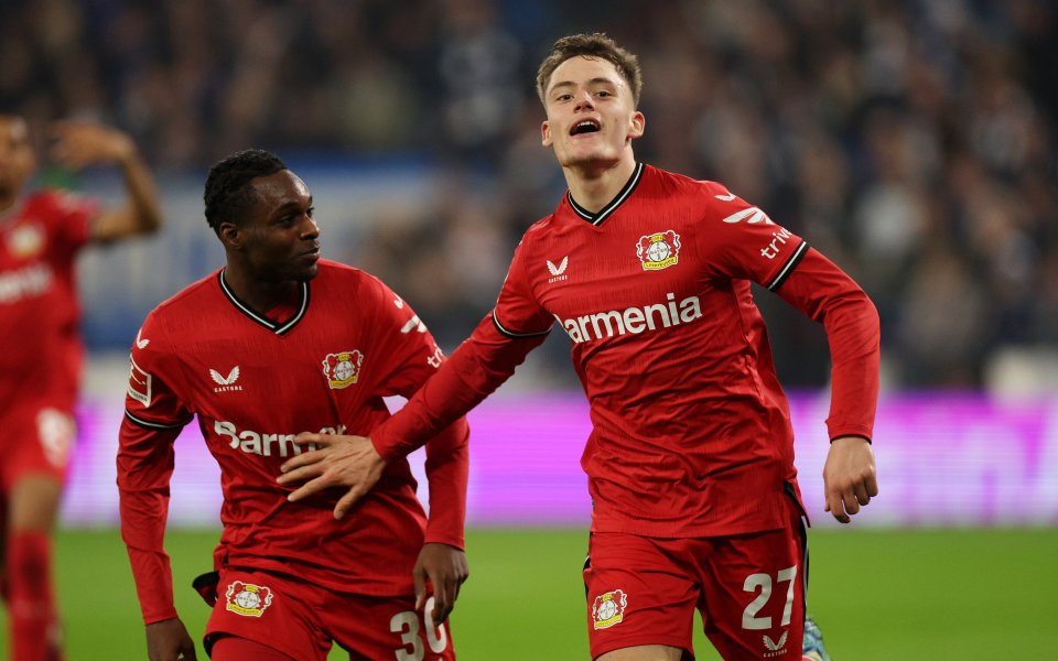 Байер Леверкузен продължи отличното си представяне в Бундеслигата, след като