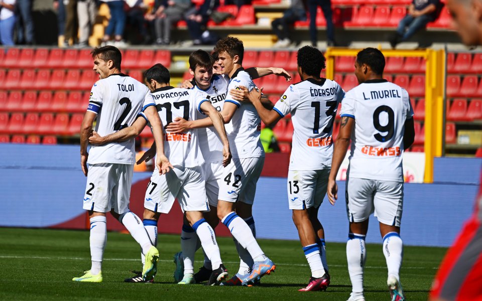 Аталанта победи като гост Кремонезе с 3:1 в мач от