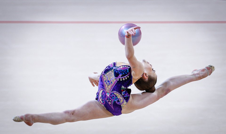 Стилияна Николова художествена гимнастика1