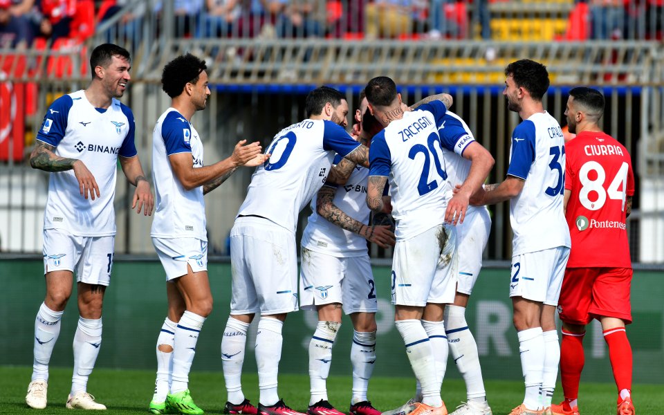 Лацио победи с 2:0 като гост Монца в мач от