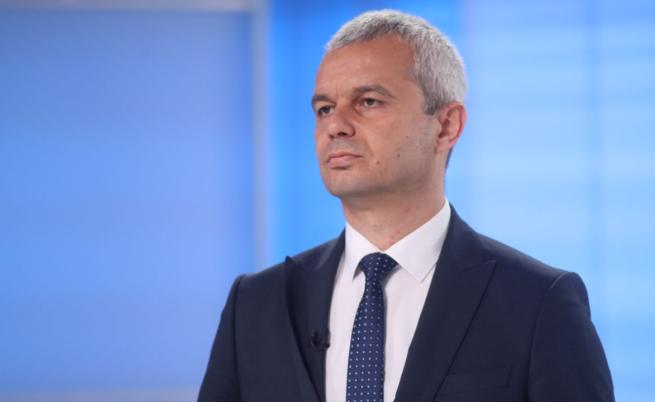 Костадинов: На следващите избори някои партии ще ядат шамари от „Възраждане” - на ротационен принцип