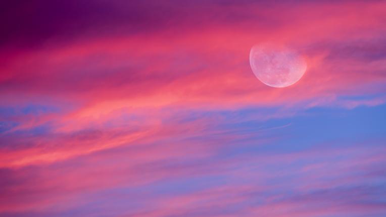  Кървава Луна през март 2025: Как ще се отрази на зодиите? 