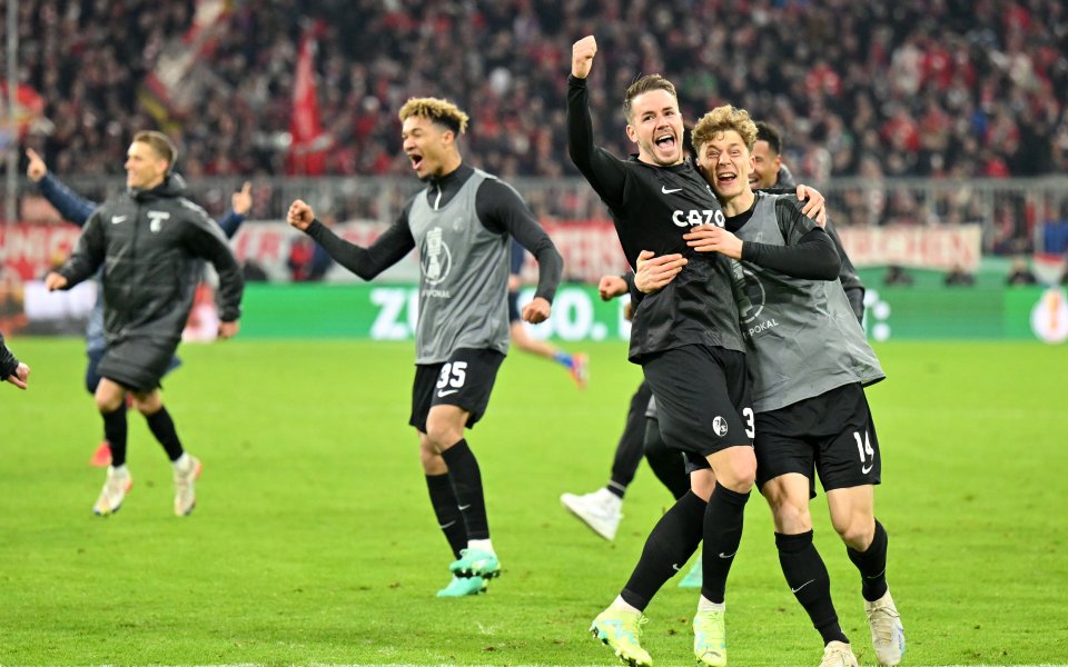 Фрайбург победи с 2:1 Байерн Мюнхен в четвъртфиналите за Купата