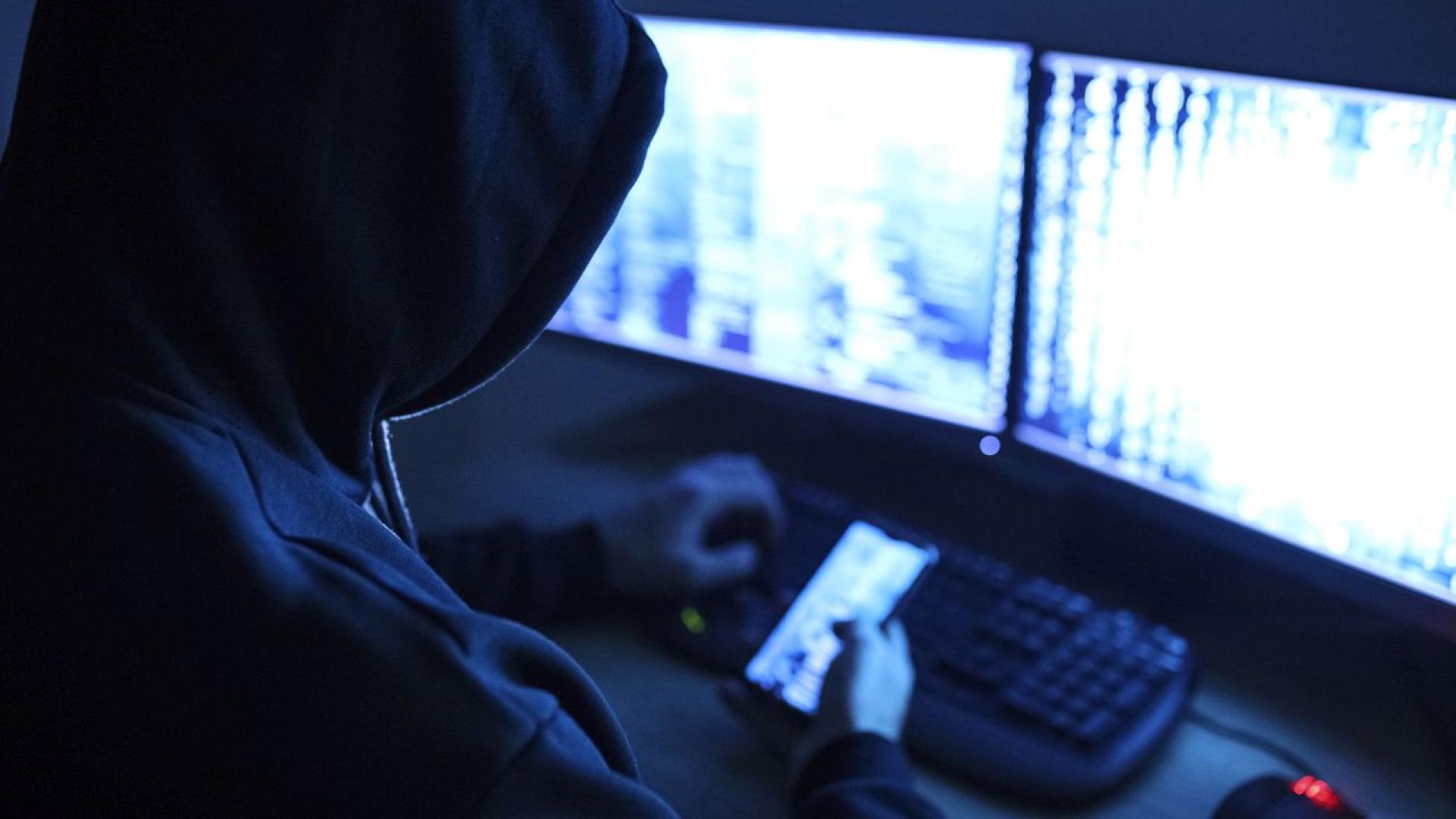 Манипулации сексуални издевателства и дори самоубийства това заплашва децата