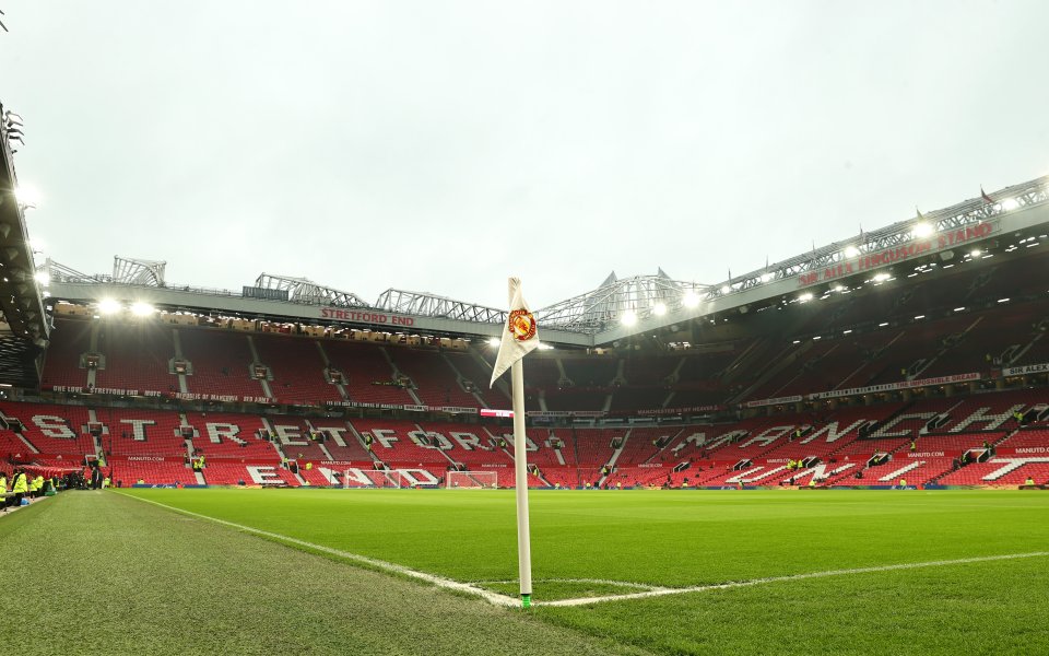 Манчестър Юнайтед приема Брентфорд на Олд Трафорд в отложен мач