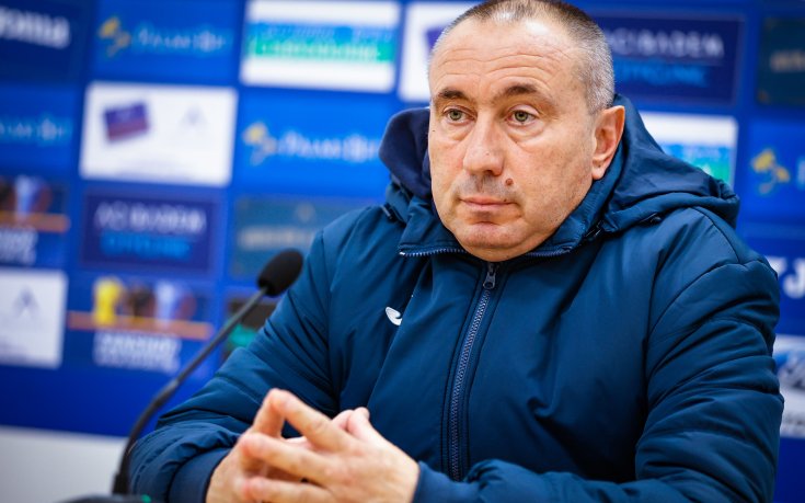 Стоилов: След мача ще разберете всичко, на мен акции не ми трябват