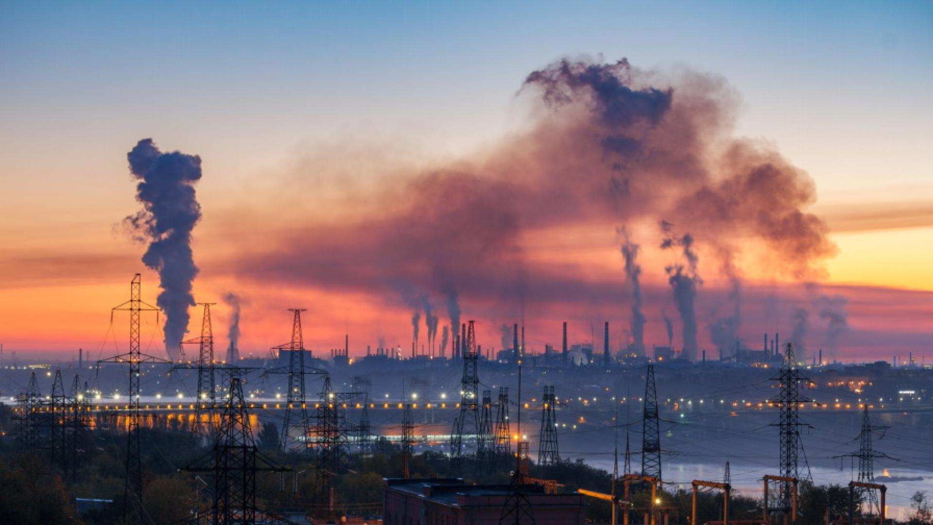 Международната агенция за атомна енергия МААЕ съобщи за артилерийски обстрел