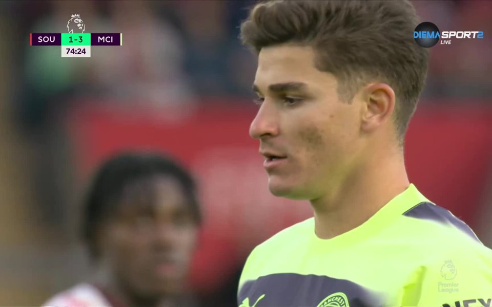 Секунди по-късно Кевин де Бройне бе фаулиран в противниковото наказателно