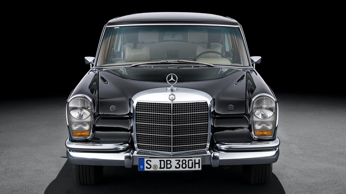 Студени досиета: Еталонът Mercedes-Benz 600 на 60 години