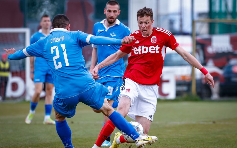 Днес ще се изиграят останалите осем срещи от 32-ия кръг