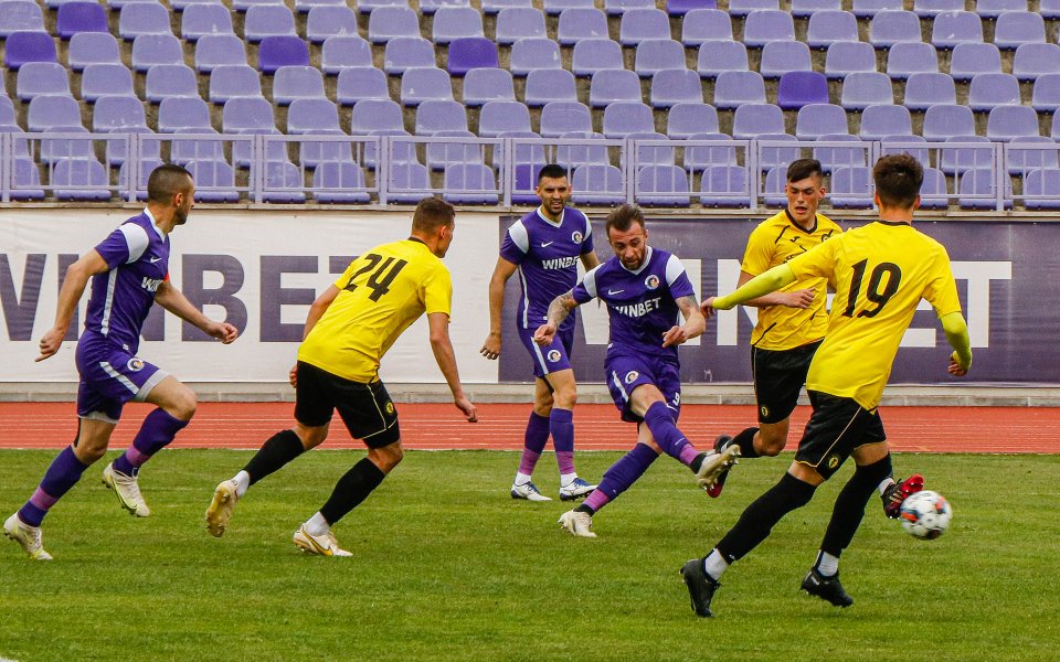 Пет сблъсъка от 27-ия кръг на Втора лига ще се