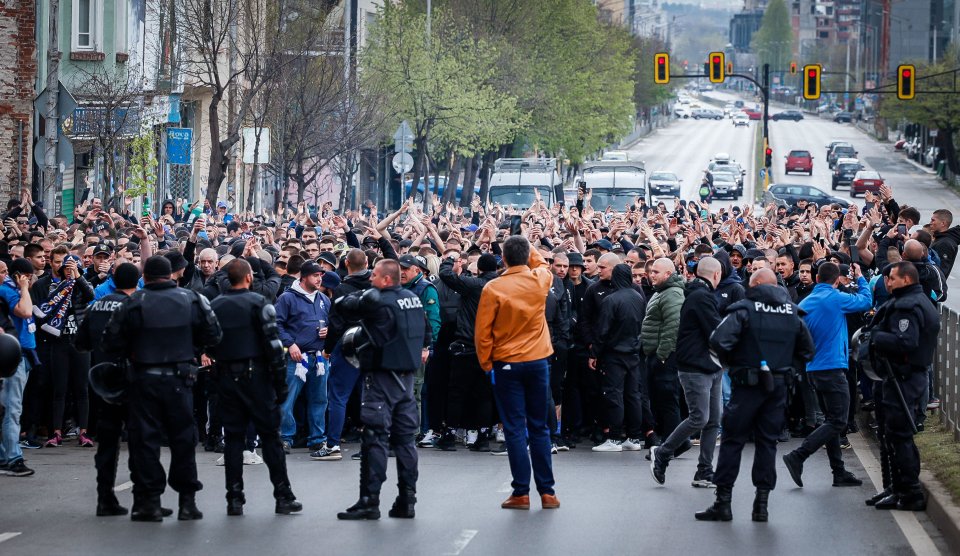 Шествие на феновете на Левски преди дербито с ЦСКА1