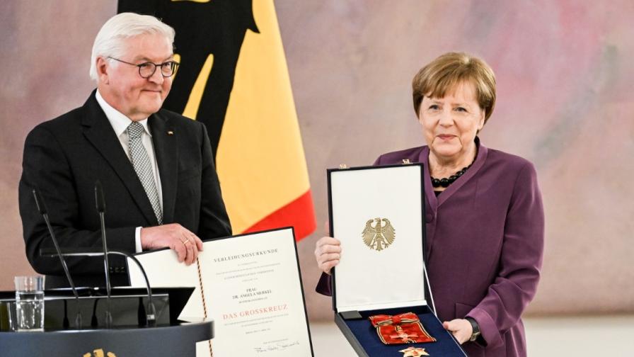 Меркел получи най-високото отличие на Германия